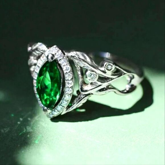 Oval Cut Emerald & White Baguette Diamond Cocktail Ring 925 Sterling Silver - Picture 2 of 3